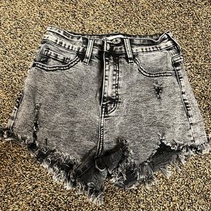 Kancan jean shorts. Size small